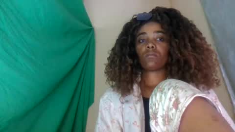 Snapshot of gialbloody chatting on July 28, 7:04 pm gialbloody online show from July 28, 7:04 pm