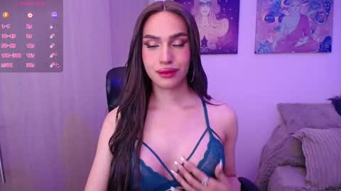 Snapshot of giamint chatting on June 3, 2:36 am Gia Mint online show from June 3, 2:36 am
