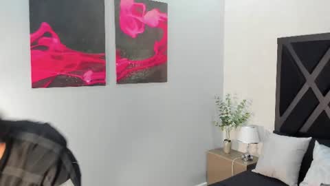 Snapshot of gian_rossii chatting on June 20, 11:13 am GIAN online show from June 20, 11:13 am