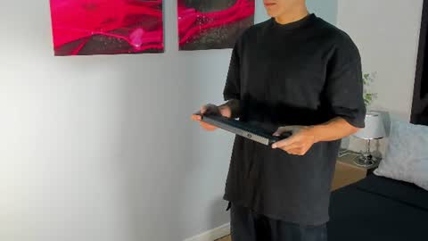 Snapshot of gian_rossii chatting on June 29, 11:10 am GIAN online show from June 29, 11:10 am
