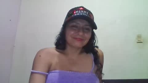 gianna165909 online show from December 27, 12:07 am