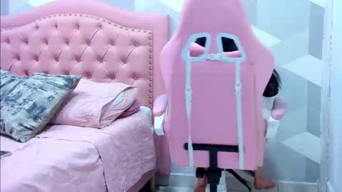 Snapshot of gianna_watson chatting on March 4, 4:20 pm gianna_watson online show from March 4, 4:20 pm