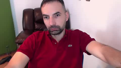 Snapshot of gianni_lion chatting on March 11, 8:52 am Gianni online show from March 11, 8:52 am