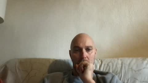 Snapshot of giannipaciotti chatting on April 1, 1:23 pm giannipaciotti online show from April 1, 1:23 pm