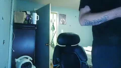 giantdick4u1991 online show from September 30, 4:56 pm