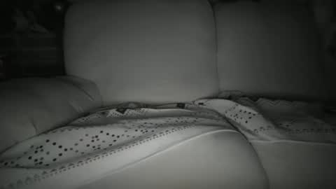 Snapshot of giantjunkjack chatting on December 26, 7:27 pm Giantjunkjack online show from December 26, 7:27 pm