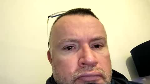 giddyup2222222 online show from December 14, 9:47 am