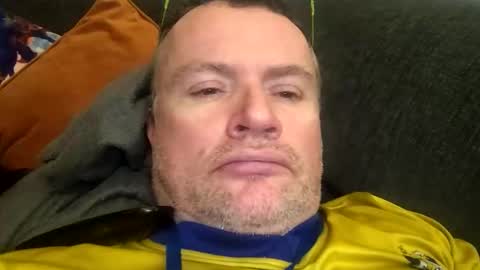 giddyup2222222 online show from January 14, 1:44 am