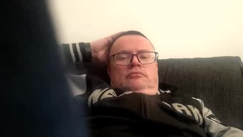 Snapshot of giddyup2222222 chatting on February 1, 7:45 pm giddyup2222222 online show from February 1, 7:45 pm