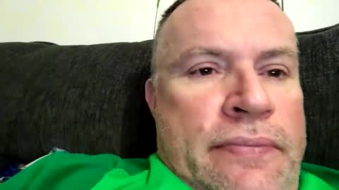 Snapshot of giddyup2222222 chatting on February 12, 2:28 am giddyup2222222 online show from February 12, 2:28 am