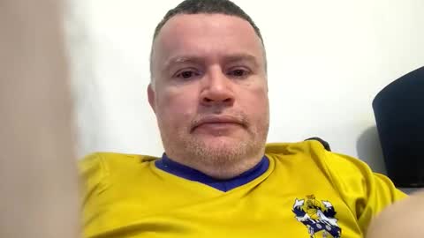 Snapshot of giddyup2222222 chatting on March 1, 9:22 am giddyup2222222 online show from March 1, 9:22 am