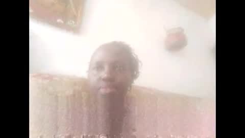 Snapshot of gift2030 chatting on October 27, 8:18 am gift2030 online show from October 27, 8:18 am