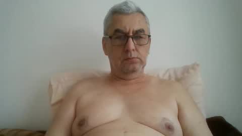 Snapshot of gigi1970 chatting on May 20, 7:58 am gigi1970 online show from May 20, 7:58 am
