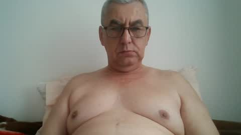 gigi1970 online show from June 28, 7:25 am