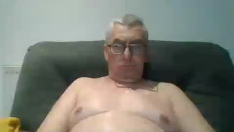gigi1970 online show from July 4, 7:53 pm