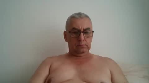 gigi1970 online show from August 8, 12:07 pm