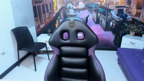 Gigi 3 online show from April 8, 9:42 am