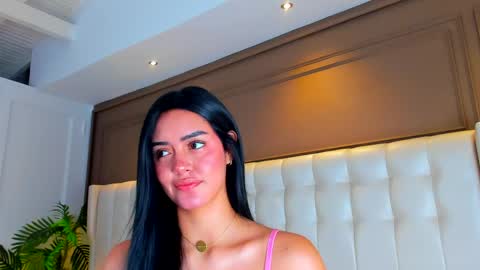 Snapshot of gigi_wilden chatting on June 6, 11:48 am gigi wilden online show from June 6, 11:48 am