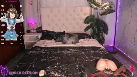 Snapshot of gigi_zahir chatting on October 28, 6:06 am Catty Zahir online show from October 28, 6:06 am