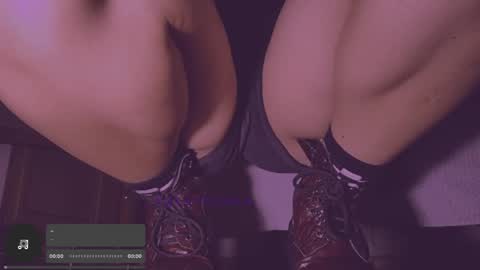 Snapshot of gigifontaine_ chatting on June 2, 8:38 am Gigi independet model P online show from June 2, 8:38 am