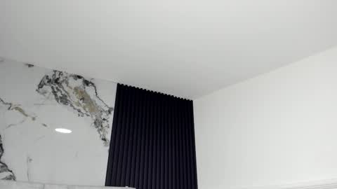 Gigi Doll online show from November 10, 11:20 am