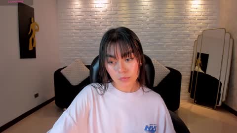 GIGI online show from January 5, 2:27 am