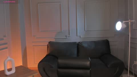 GIGI online show from January 20, 6:10 pm