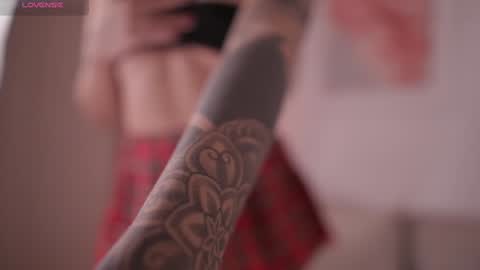 GIGI online show from February 4, 9:41 pm