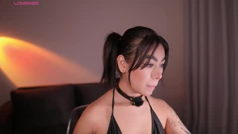 GIGI online show from February 28, 2:01 am