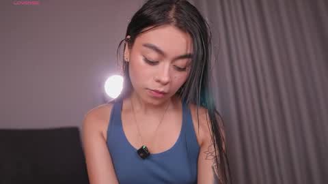 Snapshot of gigilee_ chatting on April 26, 12:41 am GIGI online show from April 26, 12:41 am