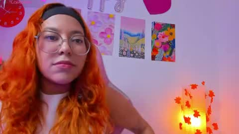gigimooon online show from May 3, 8:48 pm