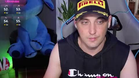 Snapshot of gil_gamesh2nd chatting on June 14, 5:48 pm Mirko online show from June 14, 5:48 pm