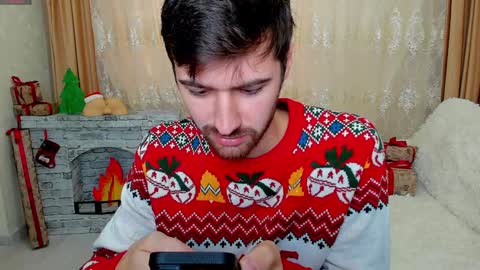 gilbertogonzales online show from December 14, 7:51 am