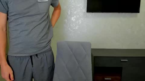 gilbertogonzales online show from March 3, 5:20 am