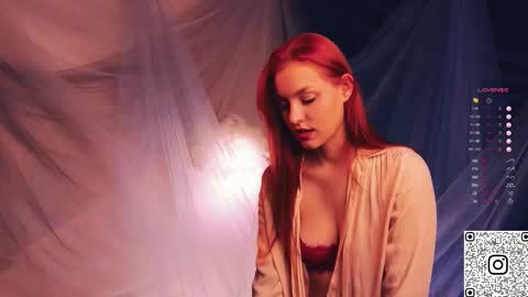 Stacy online show from November 17, 8:14 pm