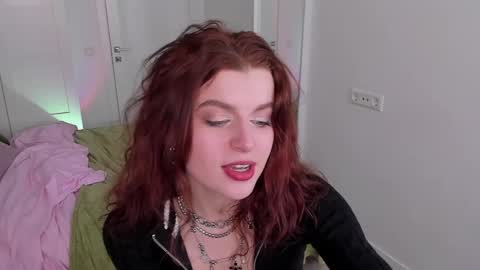 Snapshot of gin_yoon chatting on January 23, 12:19 pm Gin online show from January 23, 12:19 pm