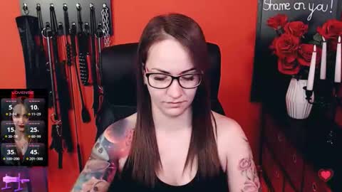 Snapshot of gina_hotlick chatting on April 28, 3:22 am gina_hotlick online show from April 28, 3:22 am
