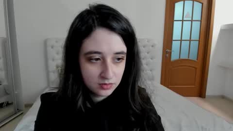 Snapshot of ginablum chatting on December 7, 8:55 am Kate online show from December 7, 8:55 am