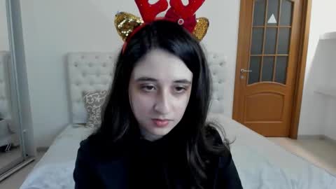 Snapshot of ginablum chatting on December 7, 12:02 pm Kate online show from December 7, 12:02 pm