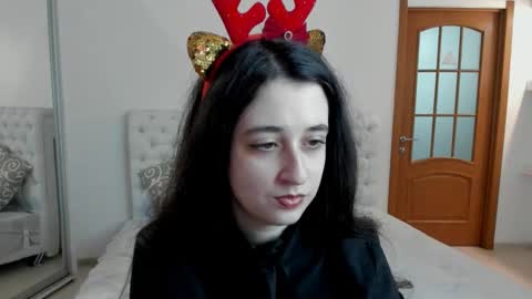 Snapshot of ginablum chatting on December 11, 8:36 am Kate online show from December 11, 8:36 am