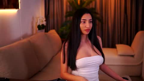 Gina online show from February 12, 11:09 pm