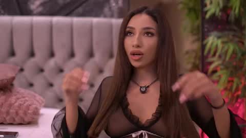 Gina online show from May 29, 7:34 pm