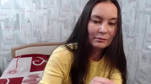 Snapshot of ginaxsoulah__ chatting on December 10, 10:06 am ginaxsoulah   online show from December 10, 10:06 am