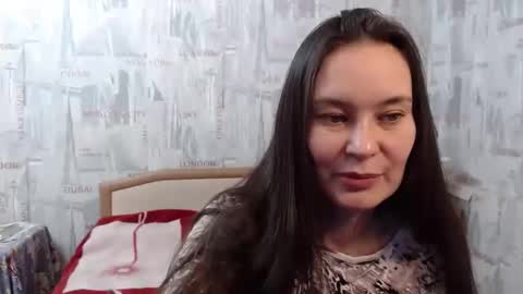 Snapshot of ginaxsoulah__ chatting on December 11, 10:25 am ginaxsoulah   online show from December 11, 10:25 am