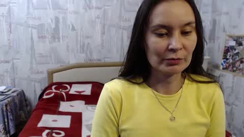 Snapshot of ginaxsoulah__ chatting on December 20, 7:28 pm ginaxsoulah   online show from December 20, 7:28 pm