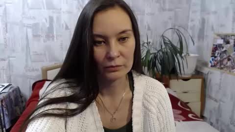 Snapshot of ginaxsoulah__ chatting on December 28, 5:46 pm ginaxsoulah   online show from December 28, 5:46 pm