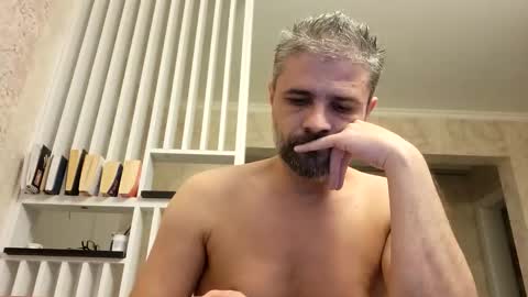 Gabriel online show from November 15, 6:37 pm