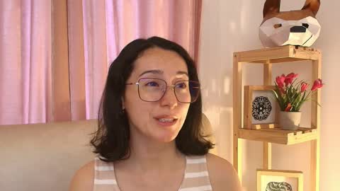 Snapshot of ginevra_esposito chatting on April 28, 12:32 pm Ginn online show from April 28, 12:32 pm