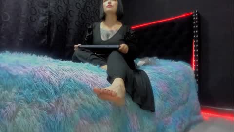 Miss online show from December 15, 1:02 am