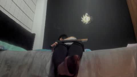 Miss online show from March 6, 9:09 pm